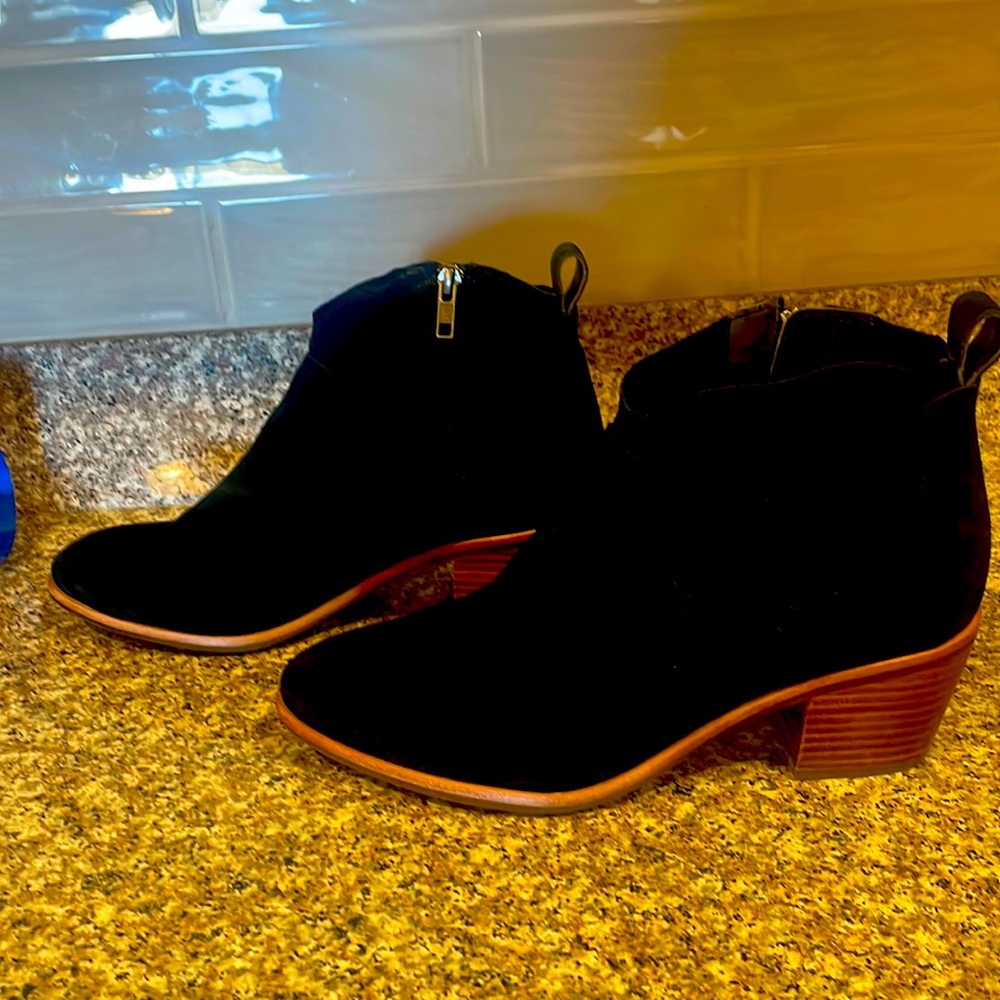 Uggs black suede booties